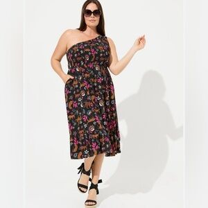Torrid One-Shoulder Smocked Midi Dress NWT